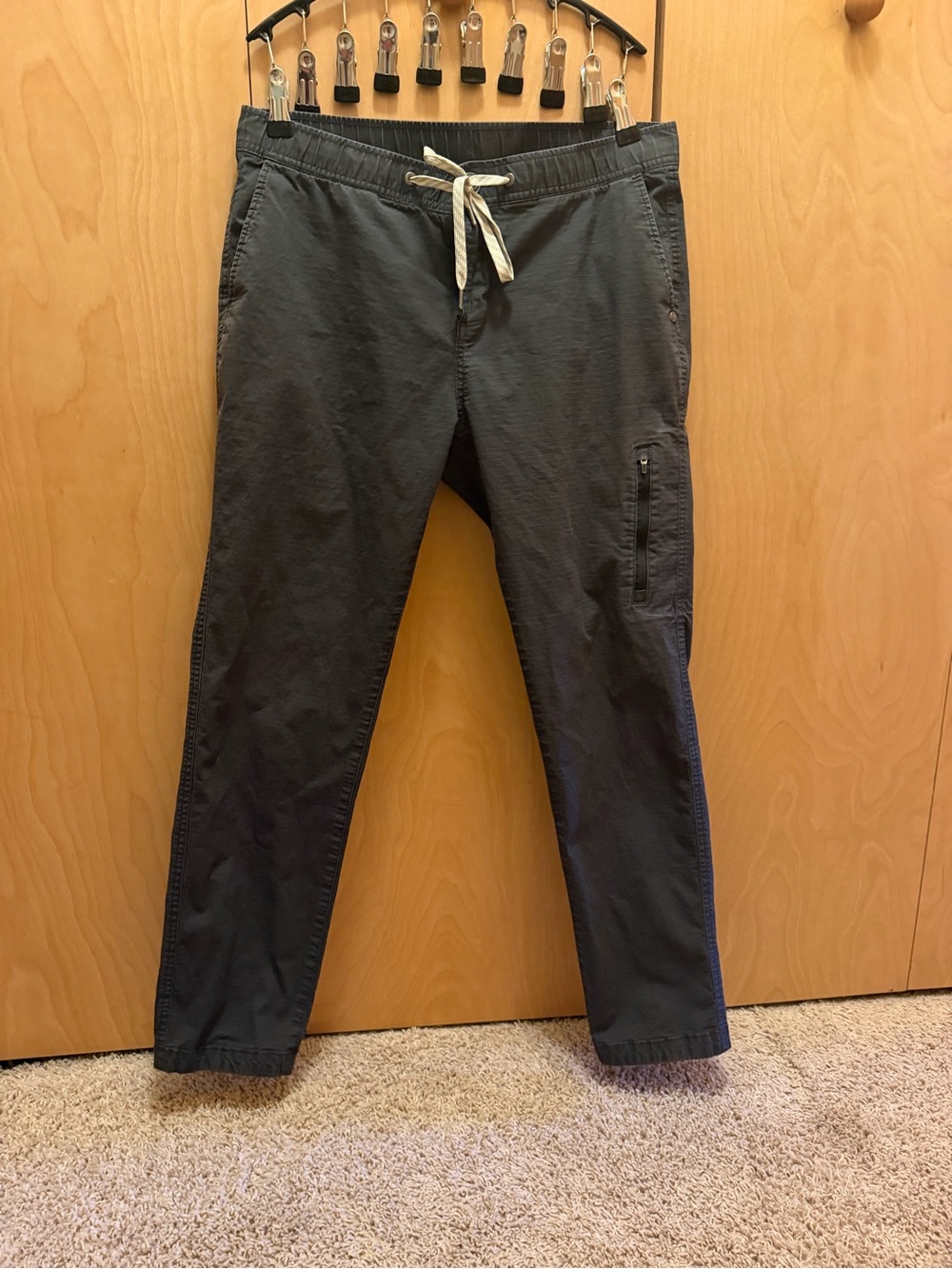 Women’s Drawstring Utility Pants - Charcoal Gray